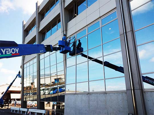 ガラスクリーニング